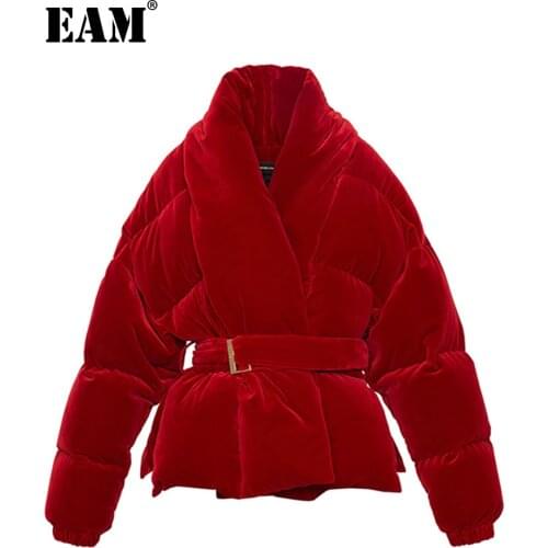 [EAM] Big Size Red Belt Thick Cotton-padded Coat Long Sleeve Loose Fit Women Parkas Fashion Tide New Autumn Winter 2021 1DD2507