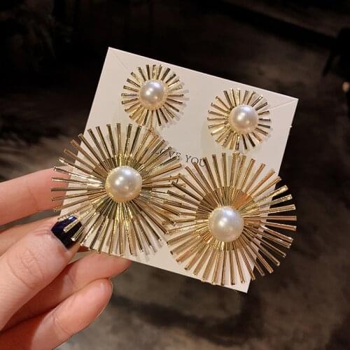 Korean Earrings geometric irregular round pendant earrings 2021 New trend fashionable simple temperament Women jewelry earrings