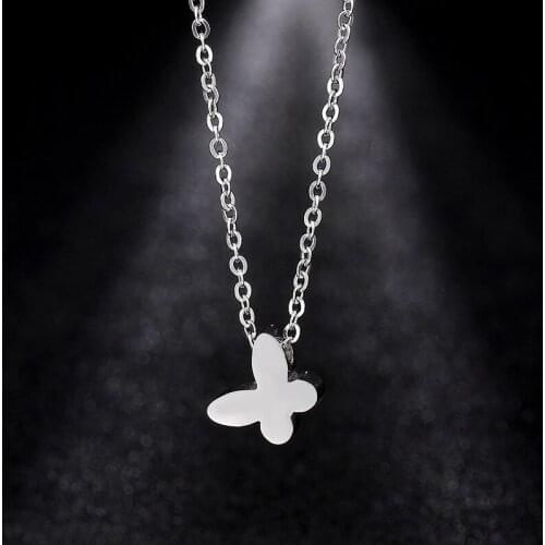 Small Stainless Steel Three-dimensional Lucky Animal flying butterfly shape Pendant Necklace Woman Mother Gift Wedding Jewelry