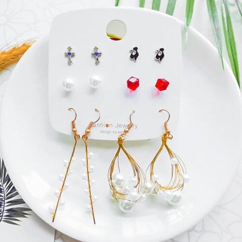 2021 New Hot Handmade Pearl Drop Earrings for Womens Korean Jewelry Female Retro Geometric Crystal Animal Cross Stud Earrings