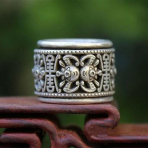 Chinese Miao Jewelry Silver Flexible Rotate Hollow Out Bat Pattern Finger Ring Statues for Decoration Collection Ornaments