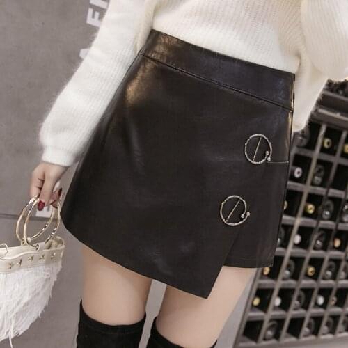 Pu leather pants womens high waist a-line shorts irregular 2020 new black slim skirt shorts with zipper circle