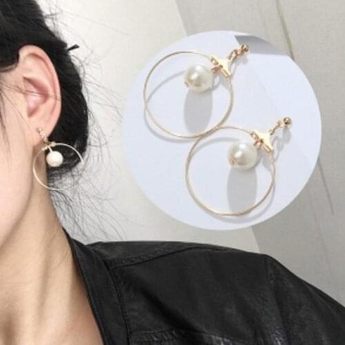 The pendants Square contracted fashion minimalist geometric triangle circle pearl earring eardrop female accessories
