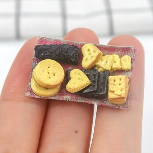 1/12 Miniature Artificial Cookies Biscuit Display Model Dollhouse Toy Play Gift Kids Educational Toys for Children Gifts