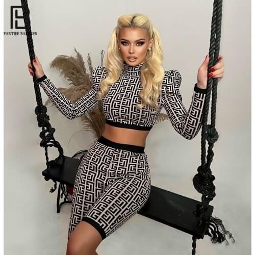 PB 2020 New Trendy Geometric Jacquard Two Pieces Suit Long Sleeves Celebrity Party Club Bandage Crop Tops Shorts Suit