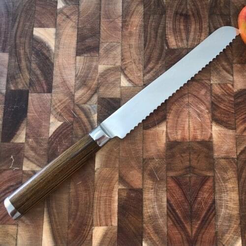 Serrated Bread Knife 8Inch Stainless Steel Razor Sharp Wavy Edge Bread Cutter Ideal for Slicing Homemade Bread, Bagels, Cake