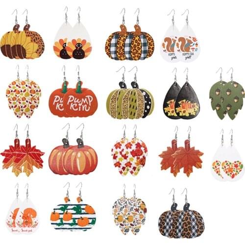 Pumpkin Maple Thanksgiving Leather Earrings Women Vintage Unique Floral Checked Print Leather Teardrop Dangle Earrings Gifts