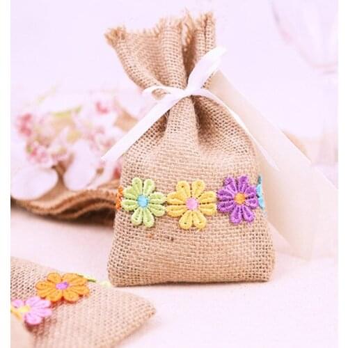 Natural Burlap Wedding Gifts or Favor Bags with colorful Lace Decorated baby birthday candy gifts bags wtih free shipping