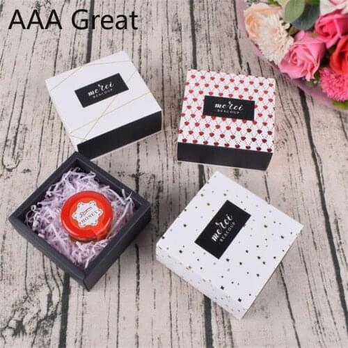 50Pcs/Lot Gift Boxes Sweet Paper Candy Box Birthday Party Decorations Kids Favor Boxes for Wedding Christmas Chocolate Packaging