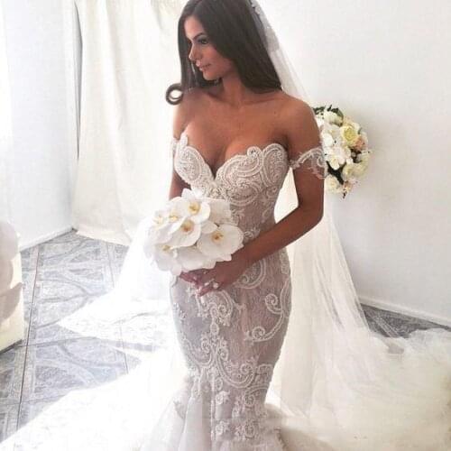 Stunning Off the Shoulder Sweetheart Wedding Gowns Sweep Train Lace Appliques Plus Size Beach Bridal Dress Custom made