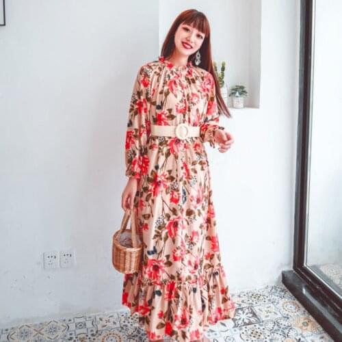 Autumn and winter Korean version of the new womens ins retro beach holiday skirt half-length high collar printed long dress