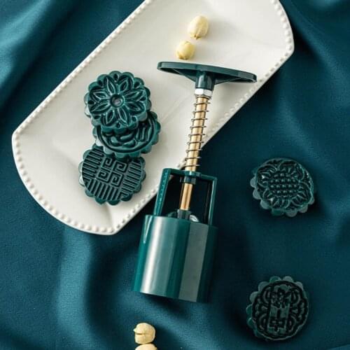 066E Hand-Pressure Moon Cake Mould Exquisite Flower Mode Pattern Mid-Autumn Festival Hand-Pressure Moon Cake Mould Durable