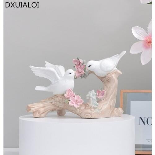 Personality Creative Pigeon Ceramic Statue White Pigeon Crafts Decoration Porcelain Animal Statue Decoration DXUIALOI