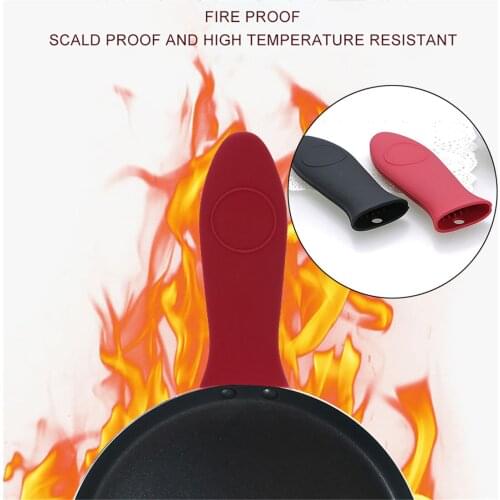 2021 Kitchen Accessories Silicone Heat Resistant Cover Anti-skid Lid Holding Knob Pot Handle Grip Cookware Protective Cover