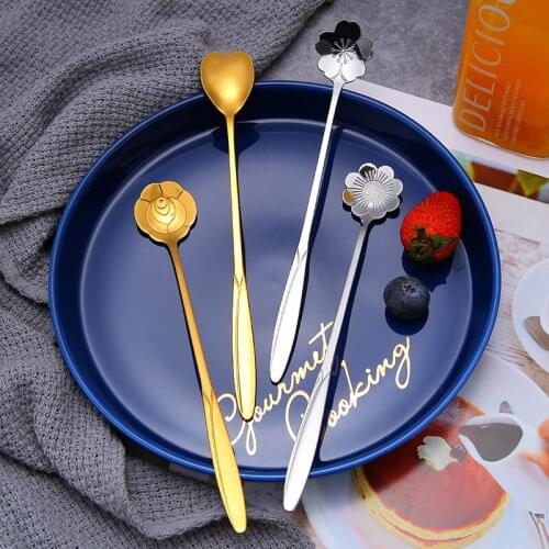 Stainless steel small spoon creative Japanese flower coffee spoon gold-plated rose long handle mixing spoon gift scoop