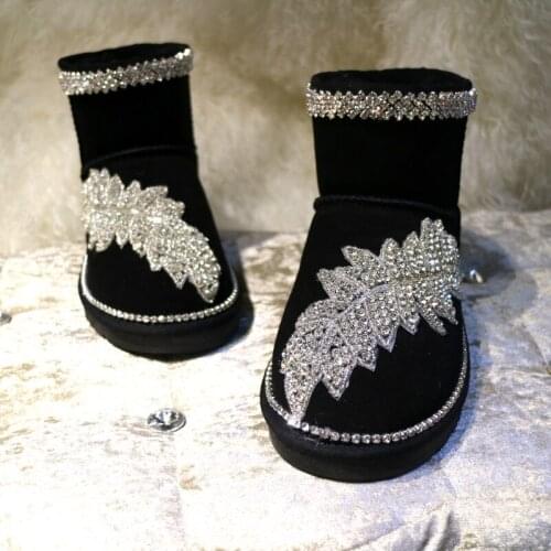 Luxury Women Winter Warm Boots Bling Rhinestones Glitter Suede Flat Ankle Snow Boots for Womens Plush Shoes 2019 Botas Mujer