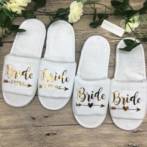 Customize Wedding Bridesmaid maid of honor gold Bride Slippers Hens Night Bachelorette Spa Slippers party favors gifts