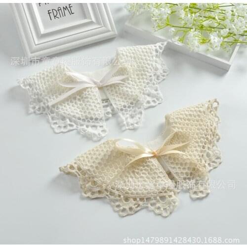 New Arrival Baby Lace Bibs Cartoon Saliva Towel Baby Burp Cloths Cotton Bandana Feeding Smock Newborn Fashion Scarf Accessories