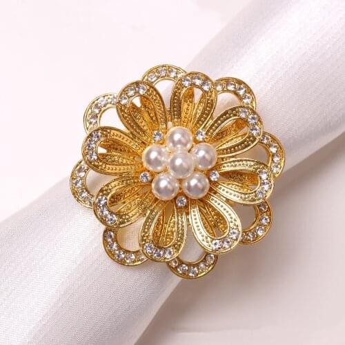 10PCS/Pearl Flower Diamond-studded Napkin Ring Desktop Decoration Used for Family Party Hotel Wedding Western Food Decoration