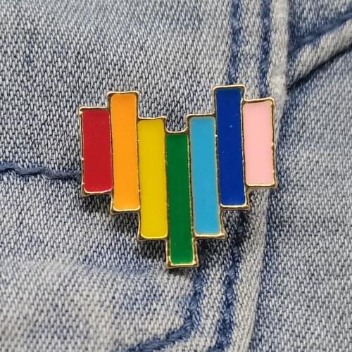 Colorful Color Enamel Brooches Beautiful Colorful Heart Badge Pins For Backpacks Coat Bag Shirt Dress Accessories Jewelry Gifts