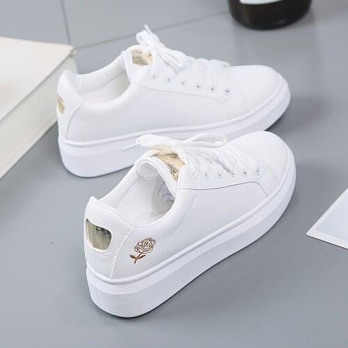 2021 New Women Casual Shoes New Spring Women Shoes Fashion Embroidered White Sneakers Breathable Flower Lace-Up Women Sneakers
