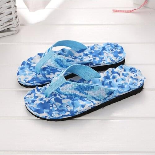 Hot Sale New Fashion Flip Flops Couple Non-Slip Flat Slippers Soft Casual Indoor Mens And Womens Bathroom Hotel Shoes