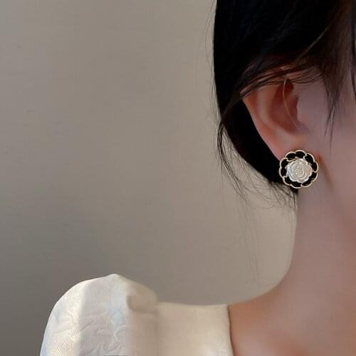 925 Silver Needle Fashion Jewelry with Personality Trendy Camellia Earrings Temperament Earrings for Female Birthday Gifts