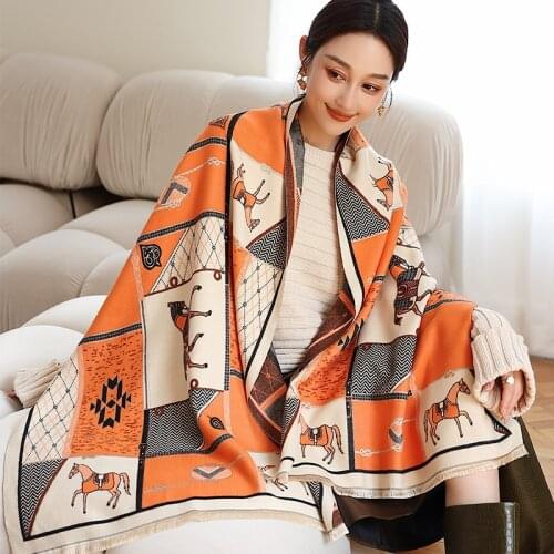 2021 New Luxury Brand Horse Animal Print Cashmere Shawl Winter Warm Women Pashmina Wrap Thick Shawl Blanket Female