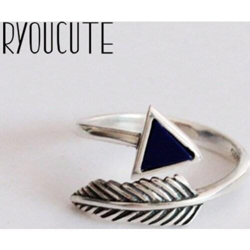 Bohemian Vintage Silver Color Black Triangle Feather Rings For Women Gifts Girls Open Retro Antique Rings Wedding Jewelry