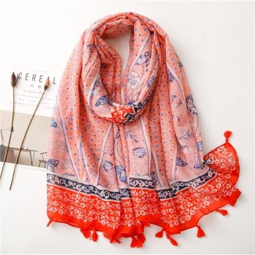 2021Hot Summer Women Scarf Bohemia printed Beach Hijab Shawls and Wraps Female Foulard Long Tassel Pashmina Bandana NEW