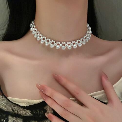 2021 New Elegant Graceful Pearls Choker Necklace for Women Girls Simple Fashion Geometric Clavicle Necklace Jewelry