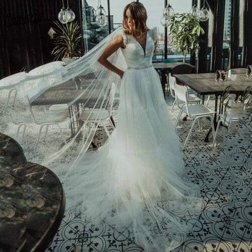 Simple V-Neck Cap Sleeve Country A-Line Wedding Dresses With Crystal Sashes Backless Tiered Skirt Long Bridal Wedding Dress