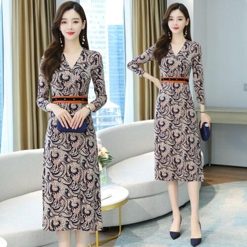 Plus Size Autumn Winter Long Sleeve Dress 2021 Vintage Floral Boho Casual Midi Dress Korean Elegant Women Bodycon Party Vestido