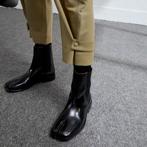 Autumn Fashion Split Toe Boots Women British Style Chunky Women Leather Chelsea Boots 2021 New Brand Design Winter Shoes Women