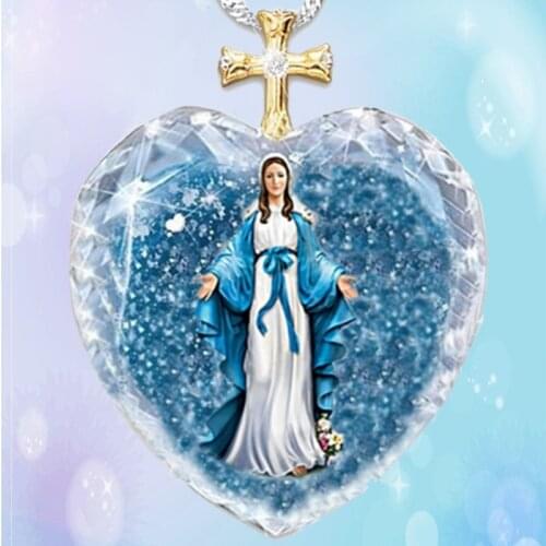 Heart Shaped Crystal Glass Christian Virgin Mary Pendant Necklace Womens Necklace Religious Amulet Accessories Party Jewelry