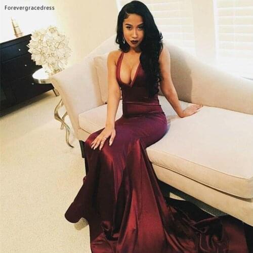 Sexy Plunging V Neck Prom Dress Sleeveless Red Carpet Satin Sweep Train Party Gown Custom Made Plus Size