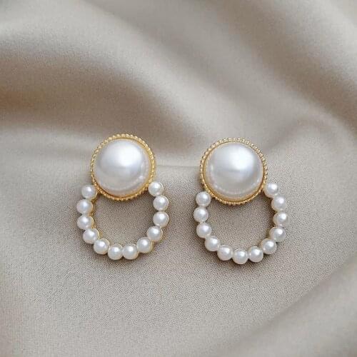 Gold Color Simulated Pearl Round Dangle Earrings for Women Elegant Geometric Women Stud Earrings Fashion Jewelry 2021 New