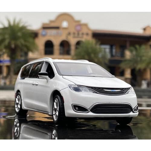 New 1:32 Chrysler Simulation Business Mpv Grand Jielong Alloy Car Model Shock Absorption Steering Metal Car Decoration Boy Gift
