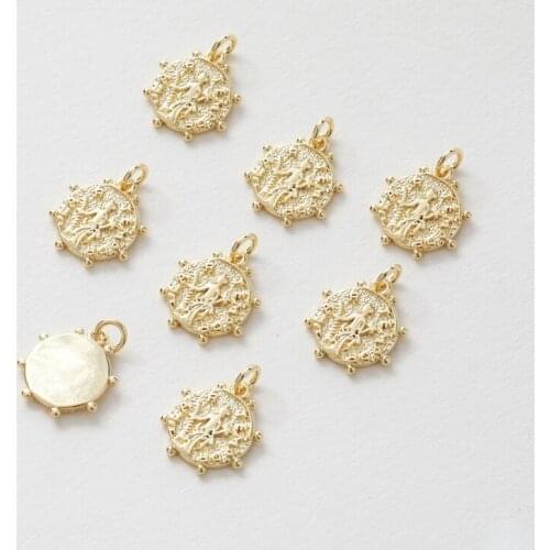 Toave Charm Pendants