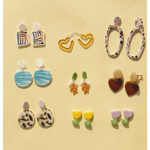 AOMU 2020 New Korea Geometric Irregular Round Square Acrylic Earrings for Women Spring Colorful Spray Paint Drop Earrings