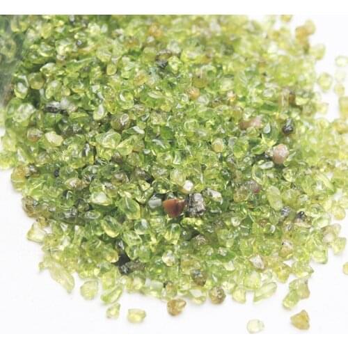 100g Natural green olivine crystal quartz raw rock gemstone crystal chips healing mineral degaussing energystones for decoration