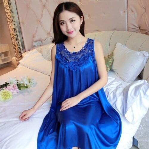 Hot Women Night Gowns Sleepwear Nightwear Long Sleeping Dress Luxury Nightgown Women Casual Night Dress Ladies Home Dressing