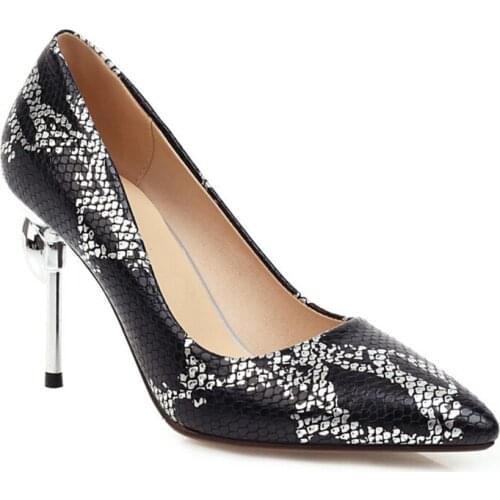 BLXQPYT New Red Women Bridal Platform Size 33-50 Low Sexy Heels 9CM Ladies Thick Heel Spring Autumn Square Single Shoes YM-616