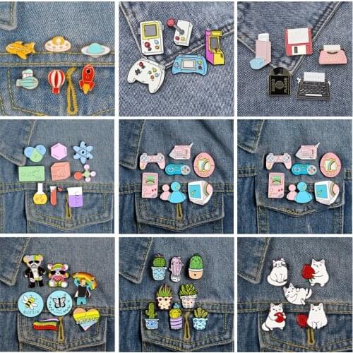 Brooches Set Wholesale Rocket Game Console Potted Plant Feminism Chemical Instrument Cat Backpack Enamel Pins Badge Friend Gift