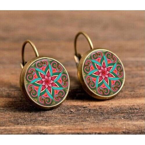 SUTEYI Charm Glass Cabochon Mandala Lotus Earrings For Women Symbol Buddhism Zen yoga Henna Art Picture Stud Earring Jewelry