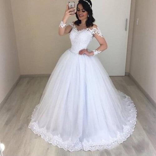Vintage Princess Ball Gown Wedding Dresses Long Sleeves Lace Appliques White Ivory Wedding Party Dresses Vestidos De Novia