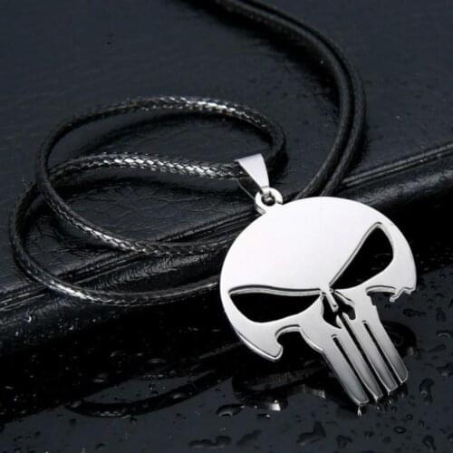 New Fashion Personality Charm Woman, Mens Jewelry Superhero Punishment Skull Dark Knight High-quality Stainless Steel Necklace