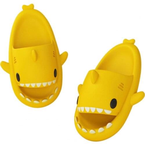 Ele-choices 1 Pair Bathroom Sandals Cartoon Shape Anti-skid Skin-friendly Thick Adult Couple Shark Slippers for Home