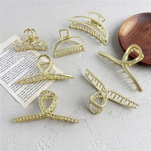 New Geometric Hair Claw Clamps Hair Crab Moon Shape Hair Clip Claws Solid Hairpin accessories for women