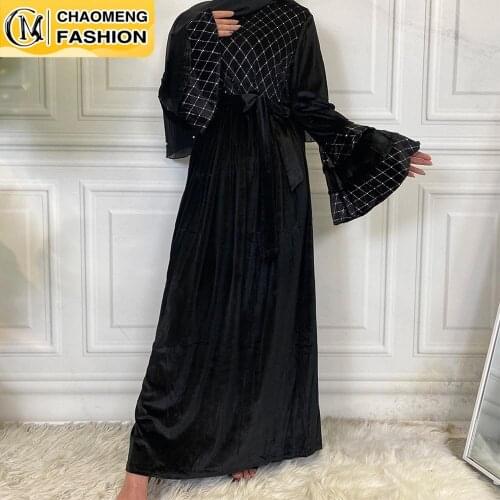Middle East Winter Designs Long Flare Sleeve Velvet Caftan Maxi Turkey Muslim Women Dress Kaftan Dubai Abaya Islamic Clothing